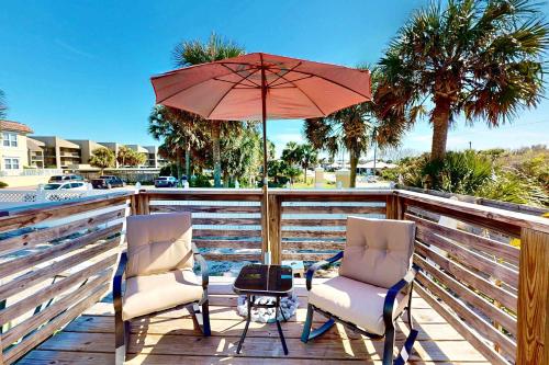 Quaint Beach View St Aug Home Lasolas — 4-Star Luxury Hotel in Saint Augustine, United States