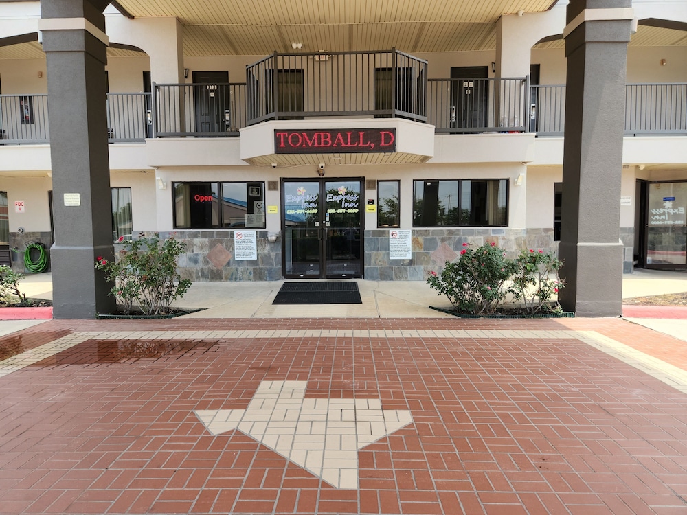 Express Inn Tomball - photo 34