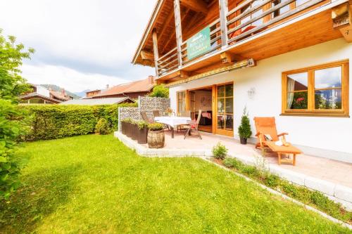 Viktoria Chalet Annehmlichkeiten vom 4 Sterne Familien und Wellnesshotel Viktoria nebenan können mitbenutzt werden — 4-Star Luxury Hotel in Oberstdorf, Germany