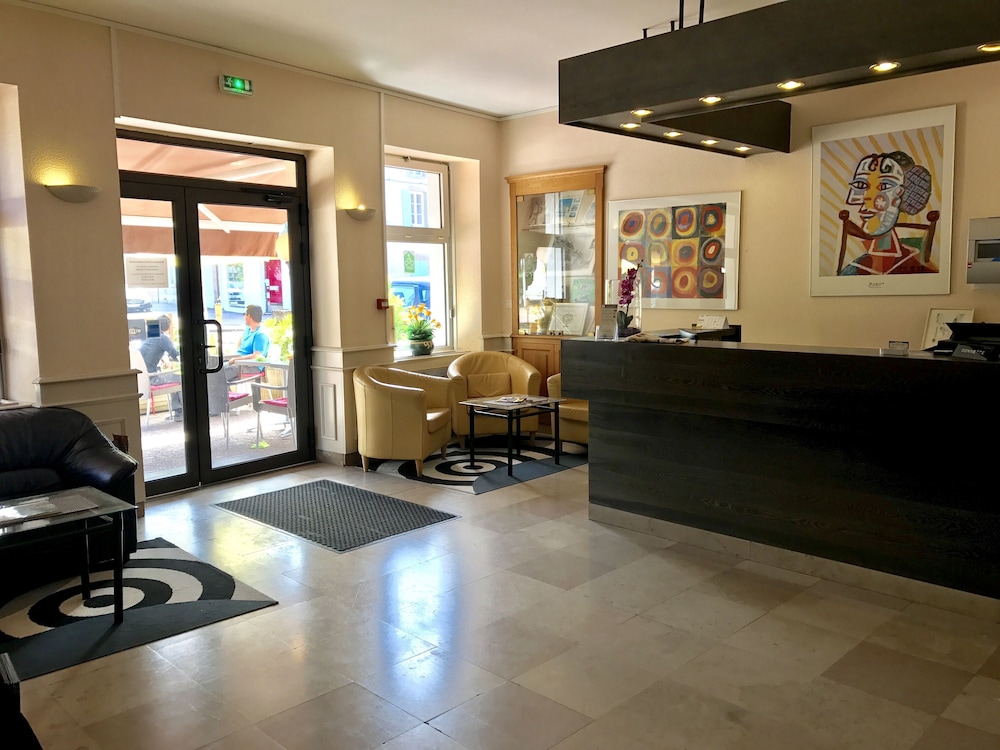 Hotel La Buissonniere — hotel in Corbigny