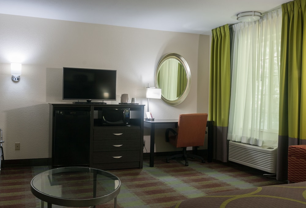 Super 8 by Wyndham Arkansas City KS - photo 5