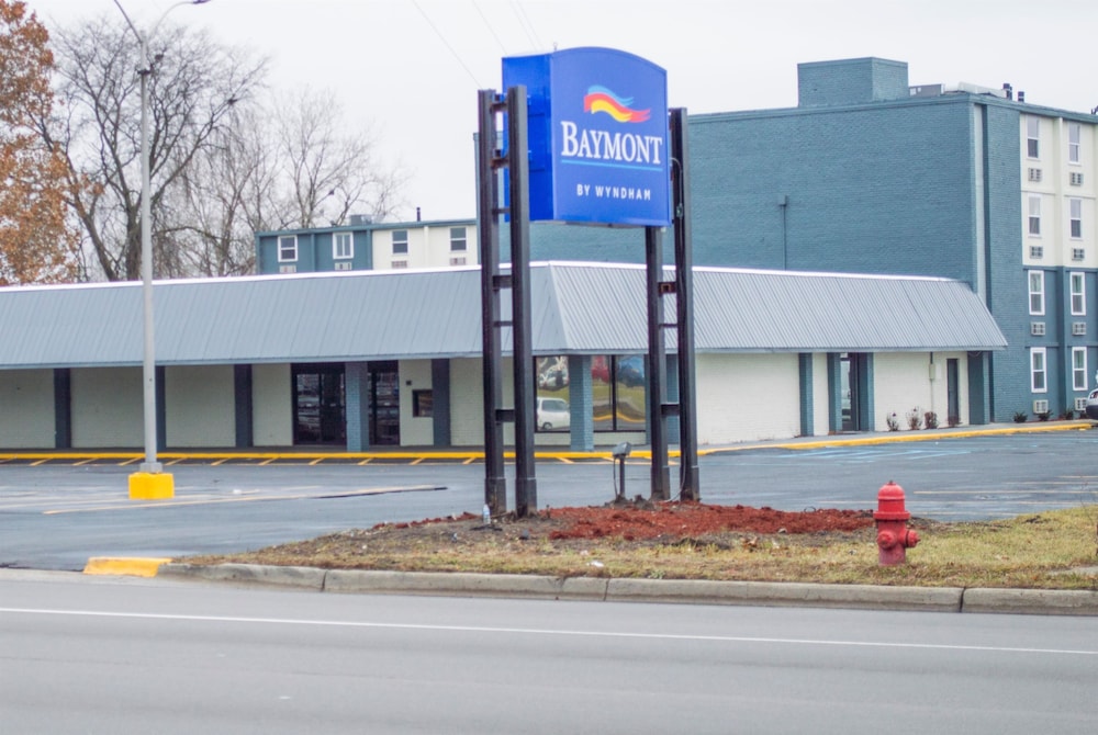 American Inn and Suites Ferndale - photo 17