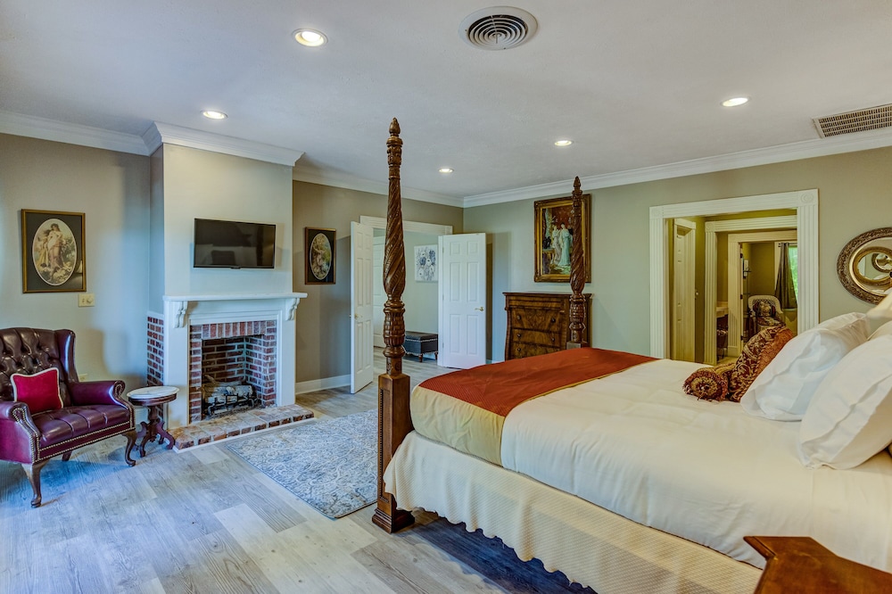 The Inn at Cedar Grove - photo 8