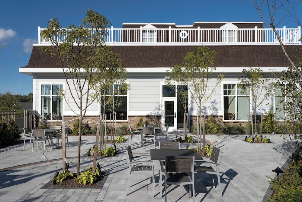 Fairfield Inn & Suites by Marriott South Kingstown Newport Area - photo 32