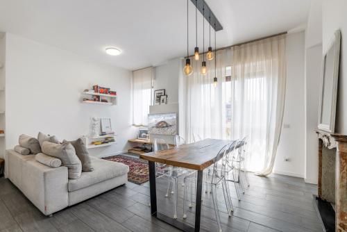 Easylife Milano Filippetti 29 Porta Romana — 4-Star Luxury Hotel in Milan, Italy