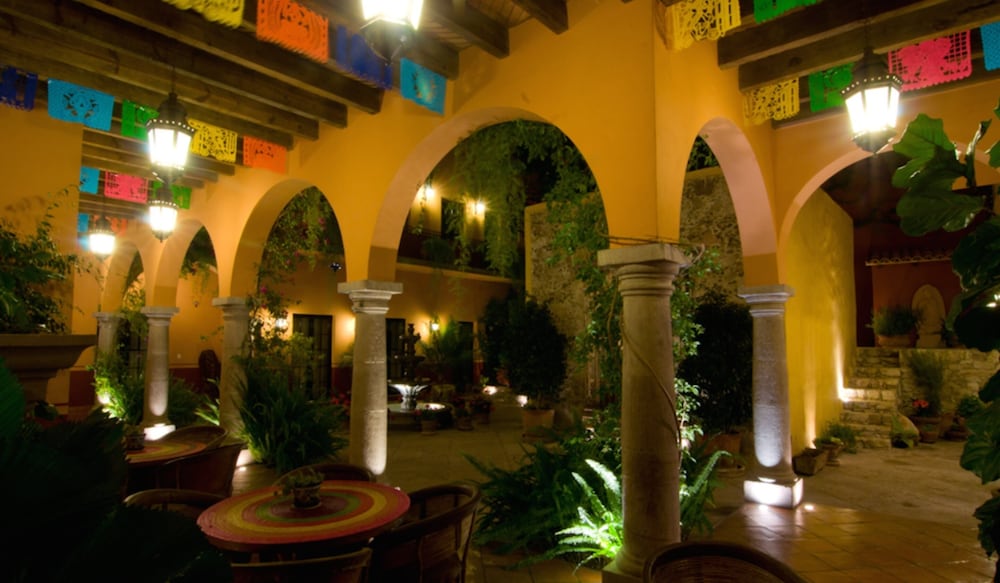 Antigua Capilla Bed and Breakfast — 4-Star Luxury Hotel in San Miguel De Allende, Mexico
