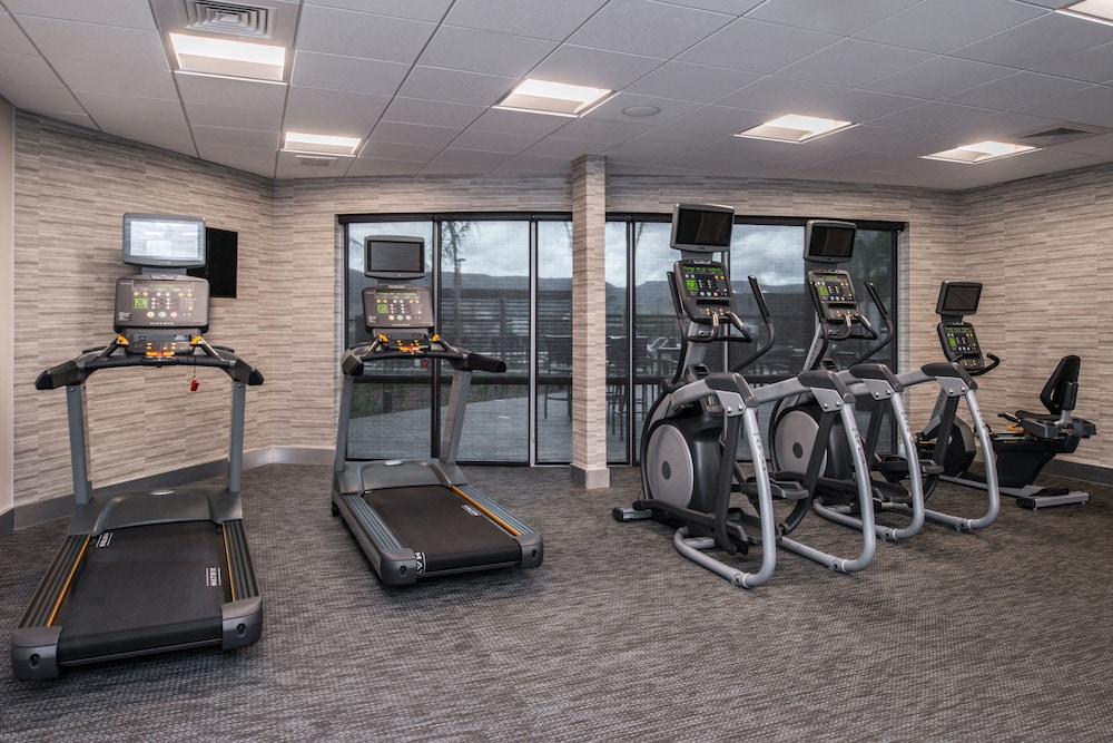 Courtyard by Marriott Temecula Murrieta - photo 18