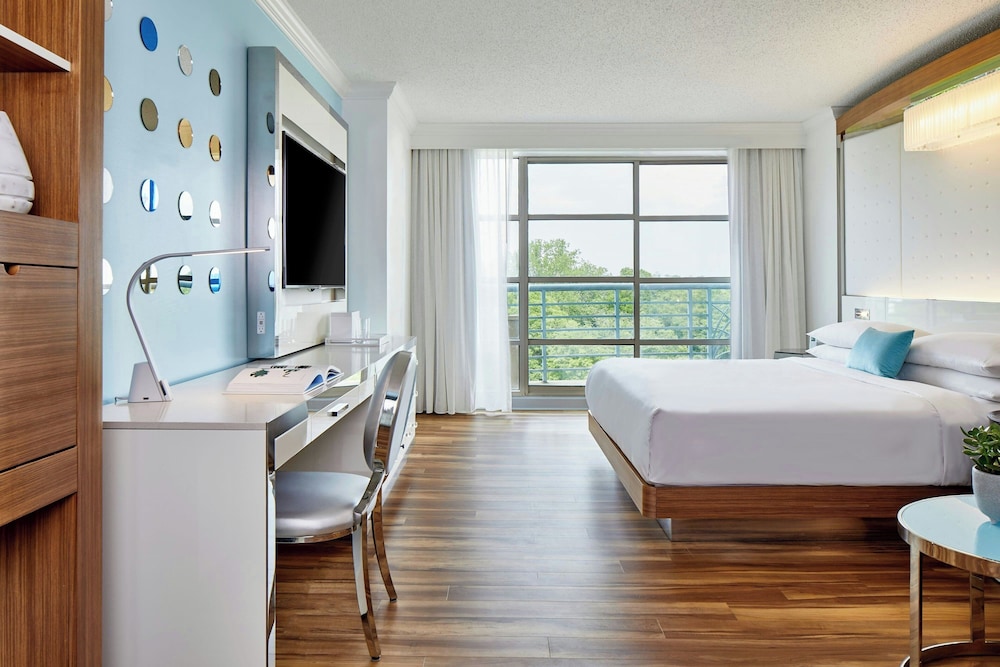 Renaissance Charlotte SouthPark — 4-Star Luxury Hotel in Charlotte, United States
