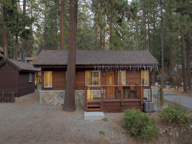 Lake Star by Avantstay Hot Tub Walk to Beach - photo 47