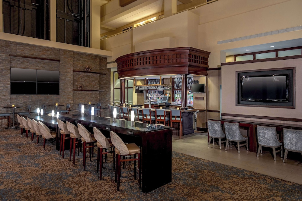 Embassy Suites by Hilton Boston Waltham - photo 52