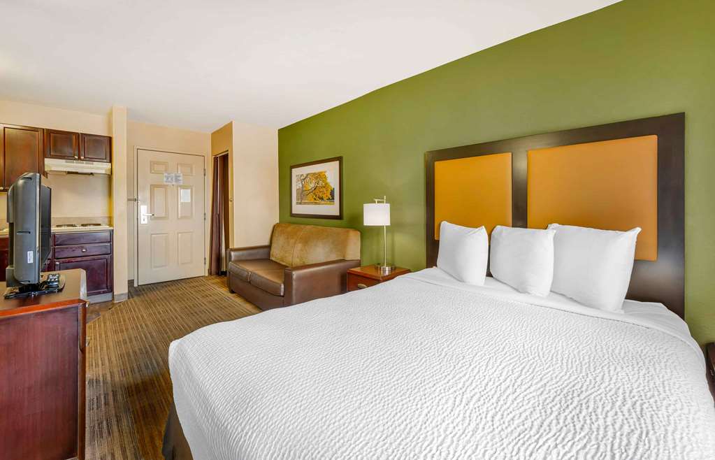 Extended Stay America Suites Columbus Polaris - photo 17