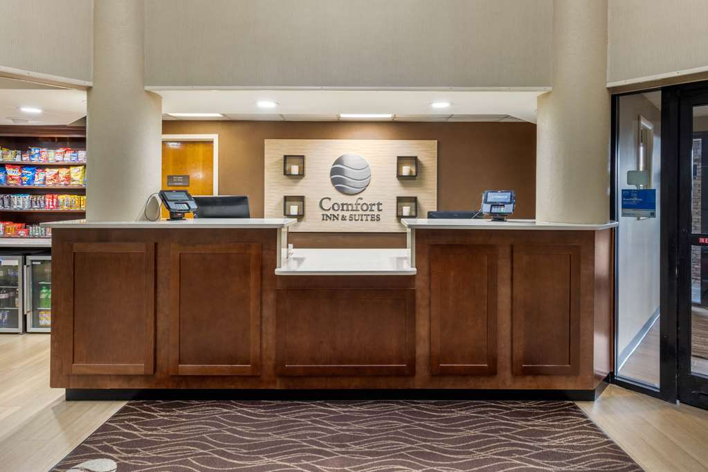 Comfort Inn Suites Hamilton Place — Chattanooga