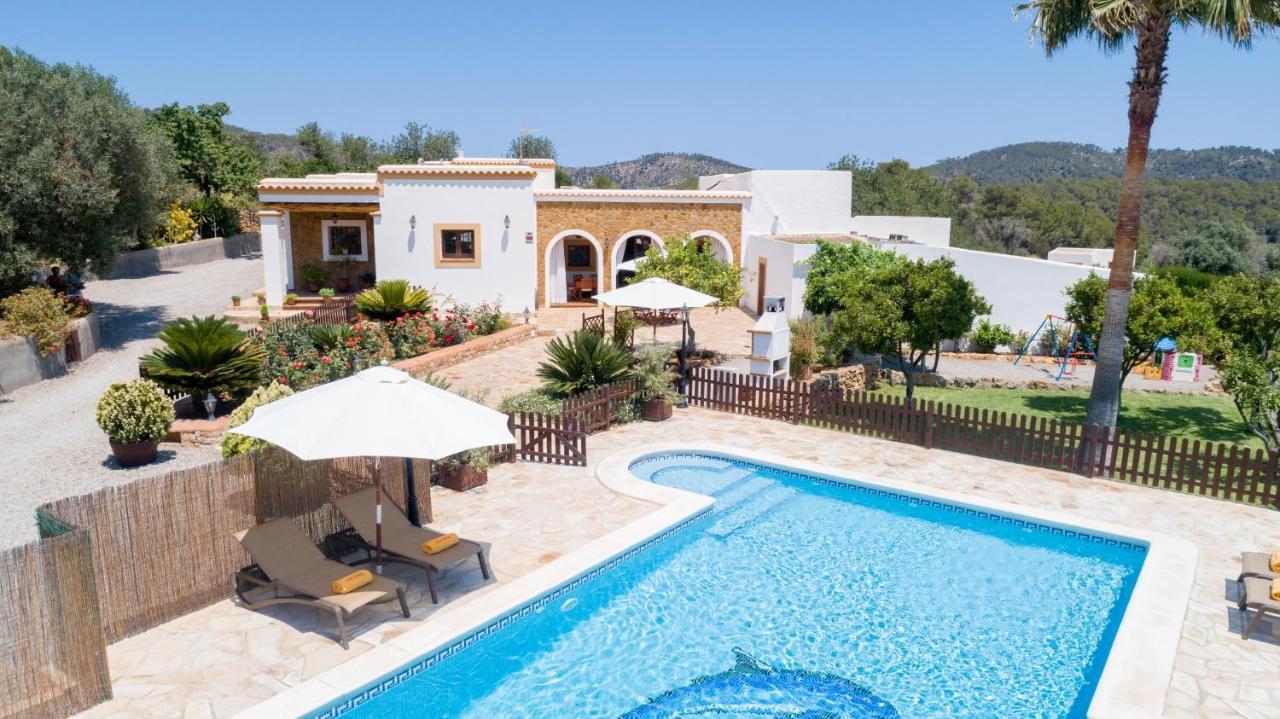 Villa Can Juano — 4-Star Luxury Hotel in Sant Joan De Labritja, Spain