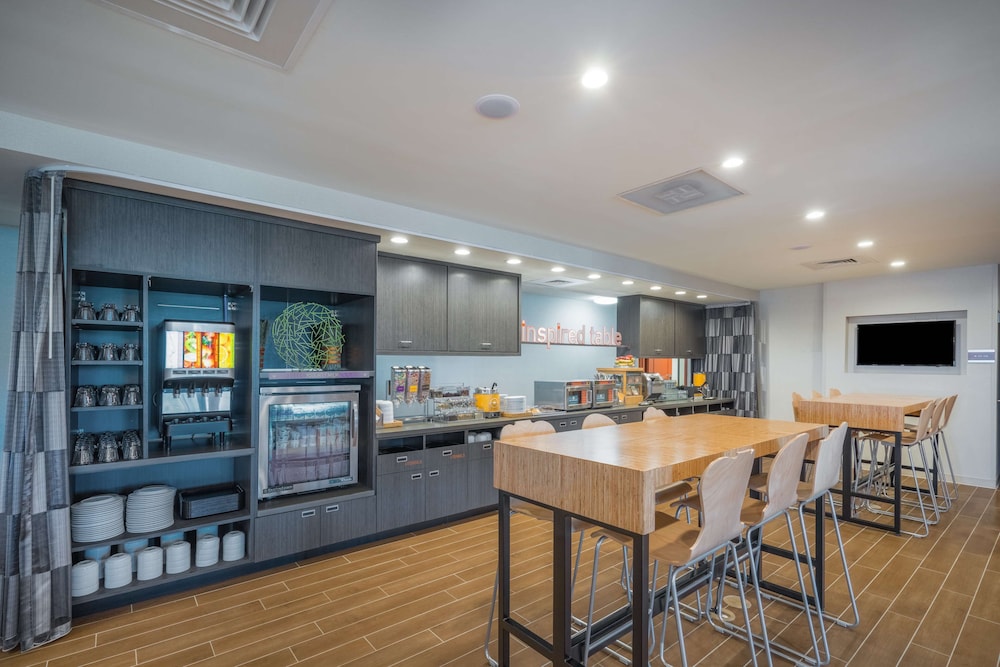 Home2 Suites by Hilton Bowling Green Hotel - photo 25