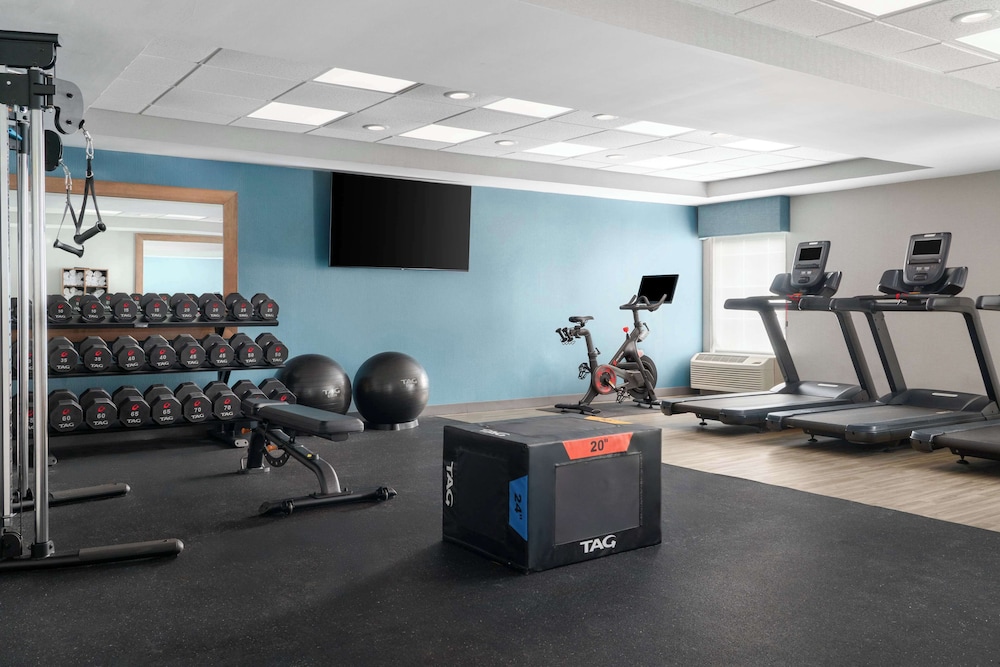 Hampton Inn Sturbridge - photo 27