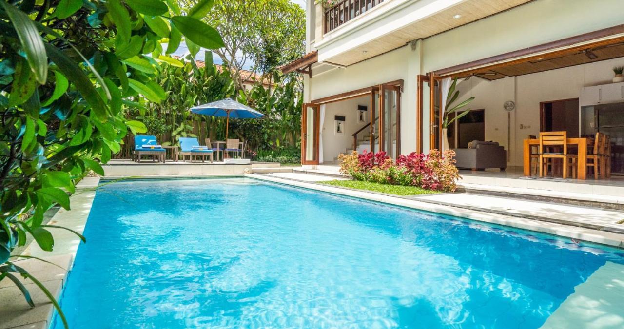 Taman Hijau Villa by iBali Management — 4-Star Luxury Hotel in Kerobokan, Indonesia