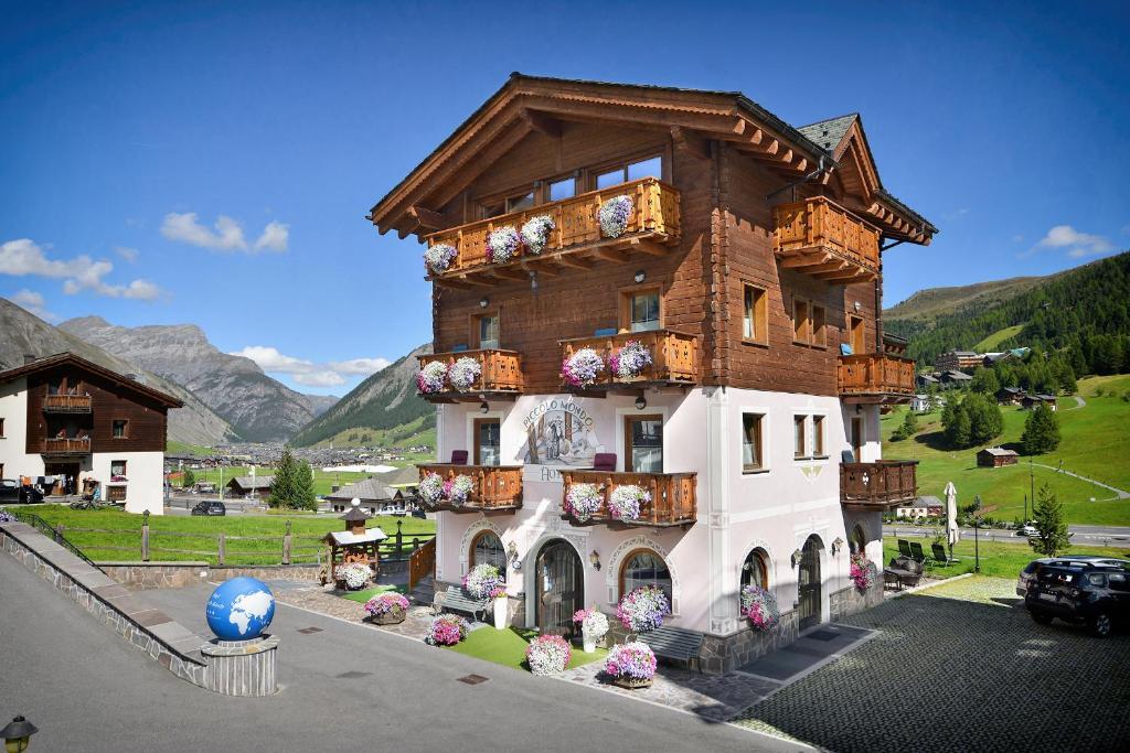 Hotel Piccolo Mondo in Livigno, Italy