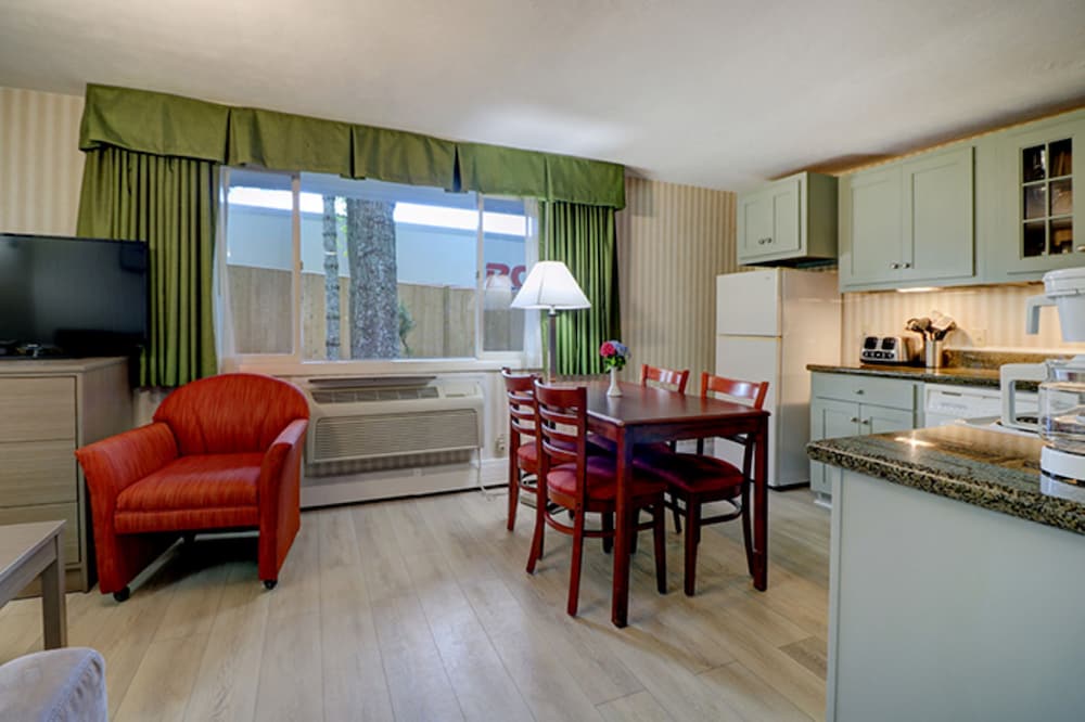 Skaket Beach Motel - photo 13