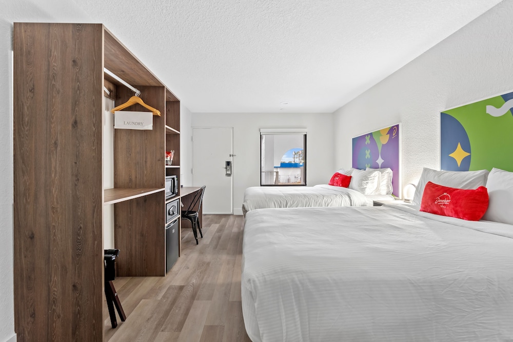 Baymont by Wyndham Jacksonville Airport - photo 7
