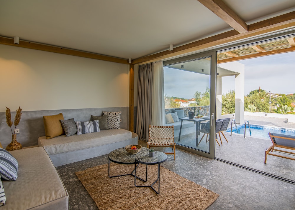 Kaktus Suites Private Pool in Kassandreia, Greece