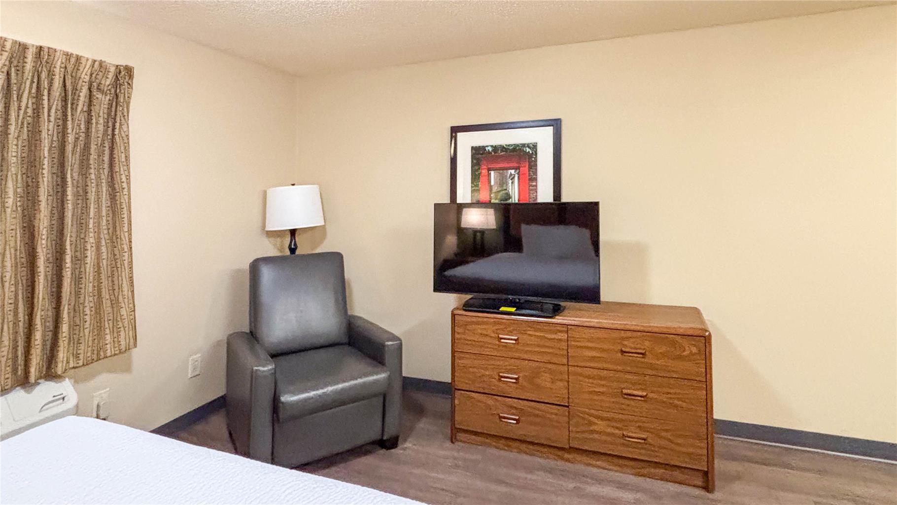 Studio 6 Suites Greenville SC Haywood Mall - photo 14