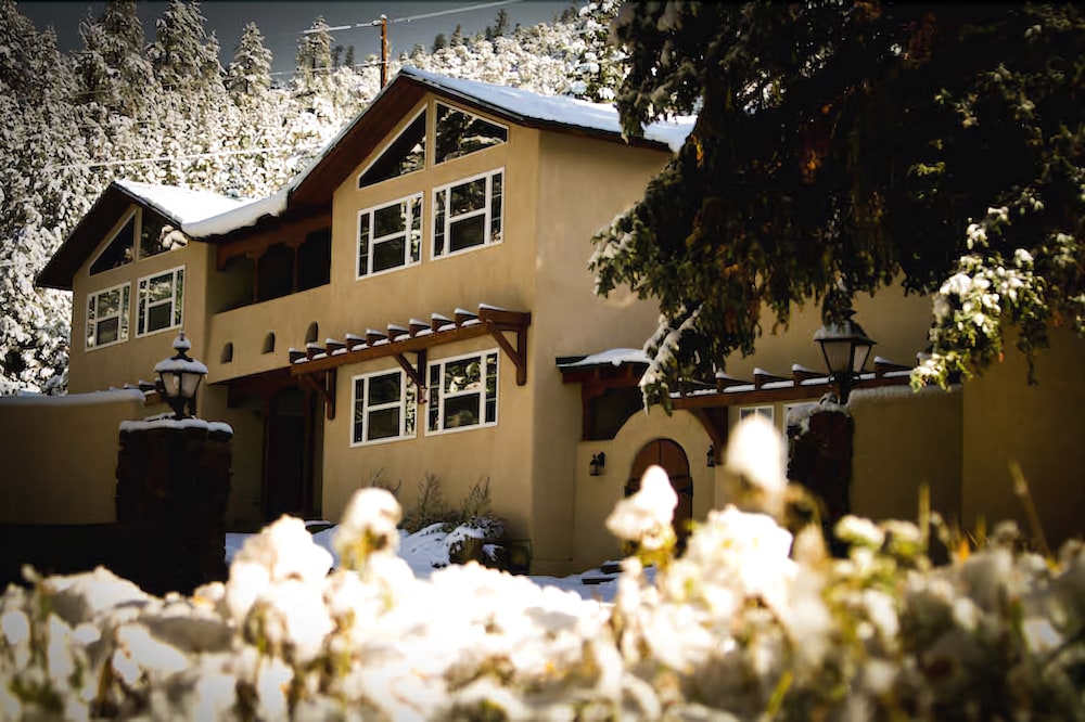 Shady Brook Inn And Resort — Taos