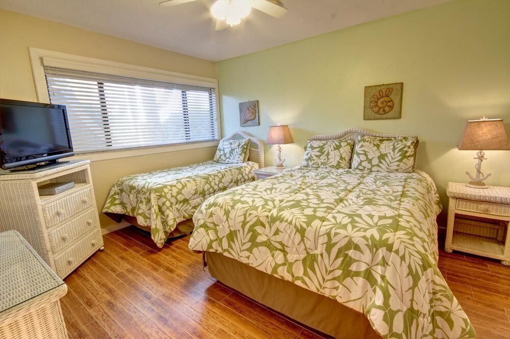 Hibiscus Resort C 2 Bedroom Condo by MCM - photo 7