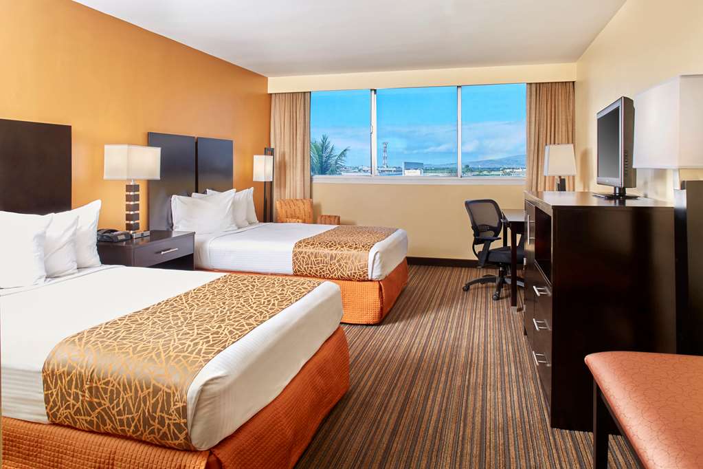 Best Western The Plaza Hotel Honolulu Airport Free Breakfast - photo 42
