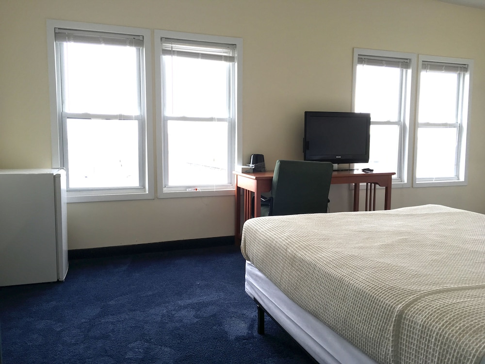 Belmar Inn - photo 18