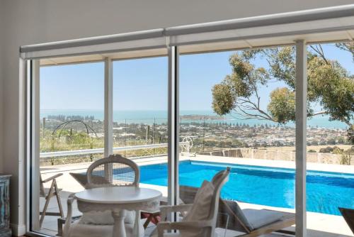 Encounter Blue Waitpinga Linen Included - carbon neutral hotel in Unknown City