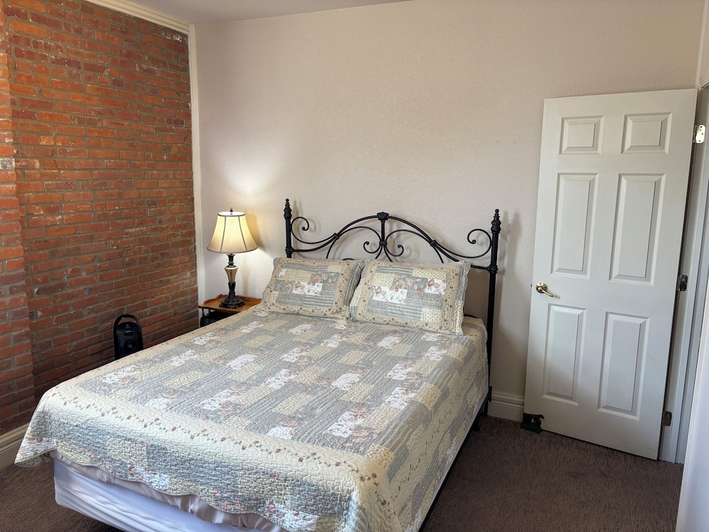 Hermann Crown Suites - photo 75