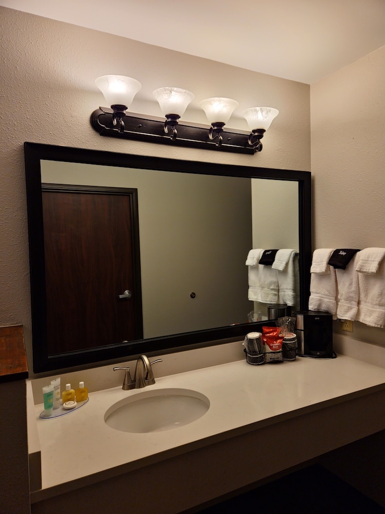 Kelly Inn Billings Montana - photo 15