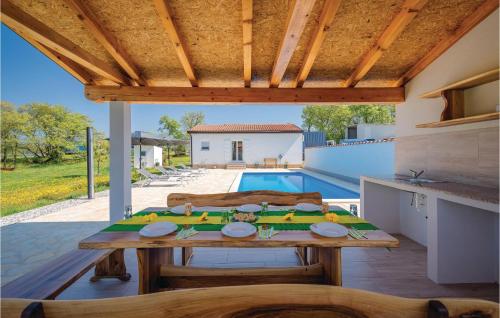 Gorgeous Home In Buje With Kitchen — 4-Star Luxury Hotel in Buje, Croatia