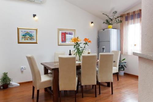 Apartment Gold — 4-Star Luxury Hotel in Trogir, Croatia