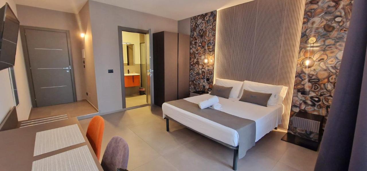 Marebed Apartments & Rooms — 4-Star Luxury Hotel in Porto Cesareo, Italy