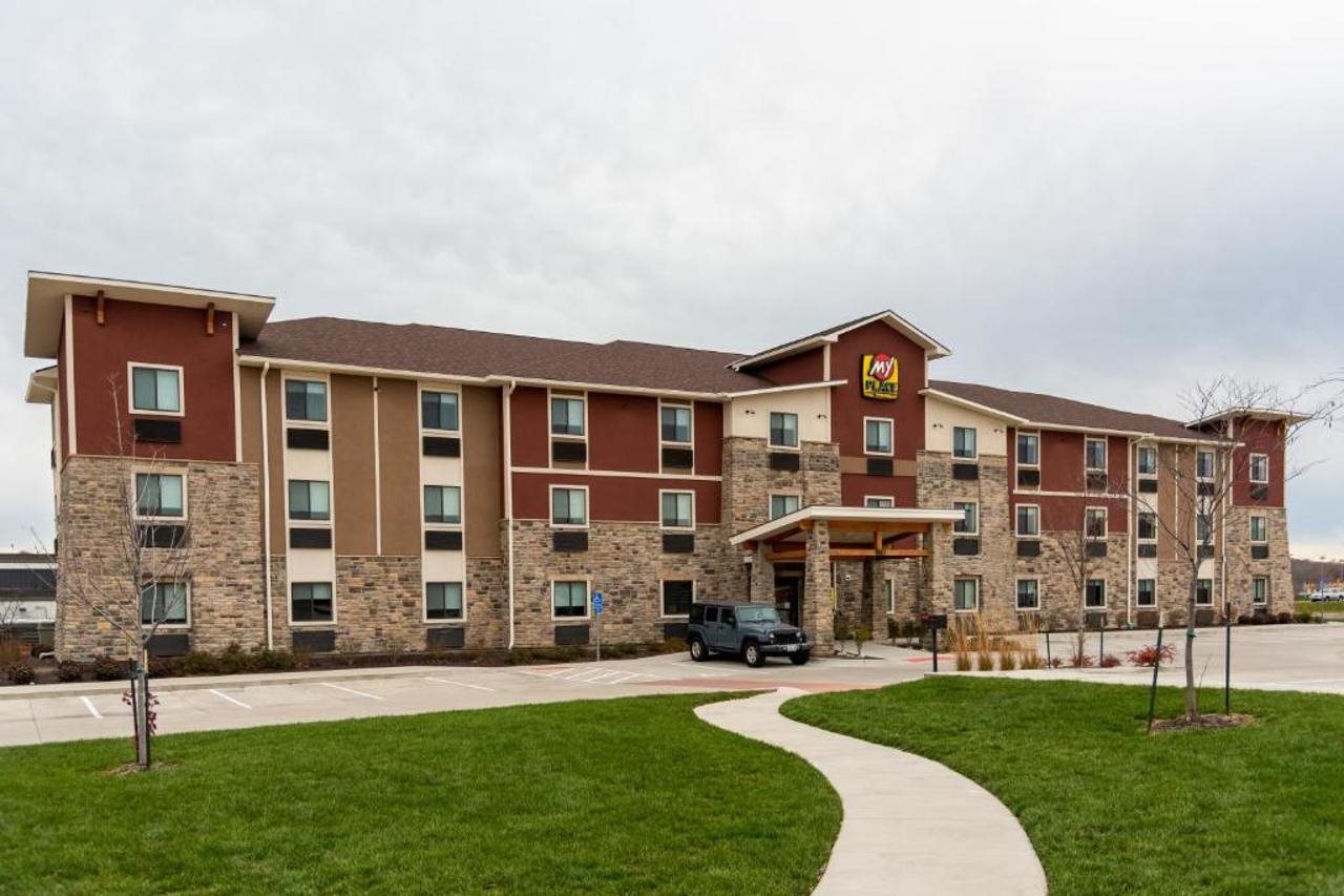 My Place Hotel Overland Park - photo 2