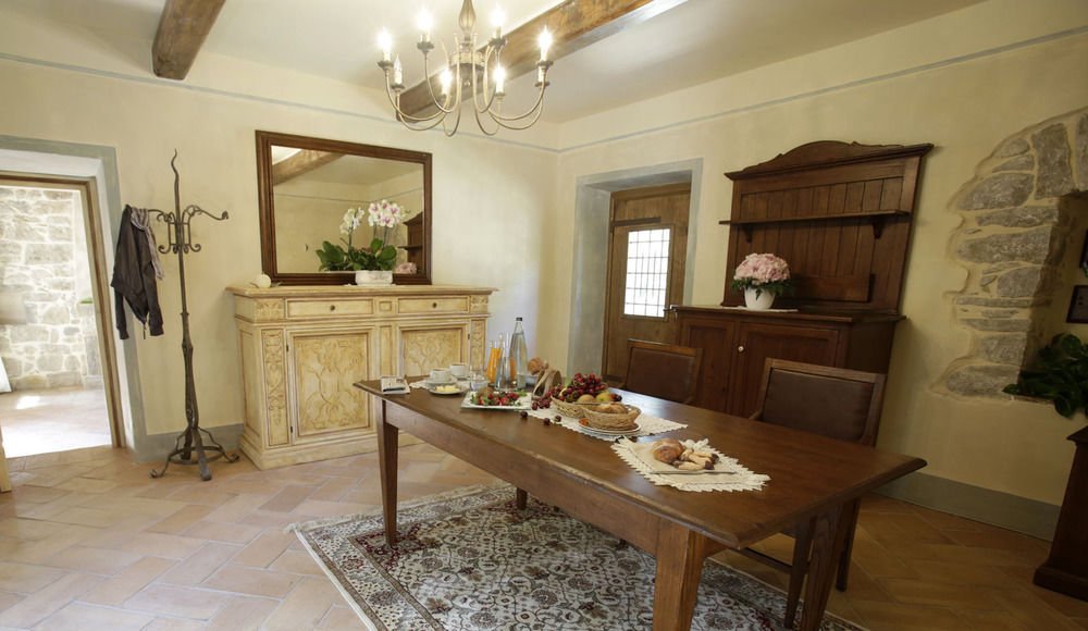 La Locanda Del Ruspante — 4-Star Luxury Hotel in Castro Dei Volsci, Italy
