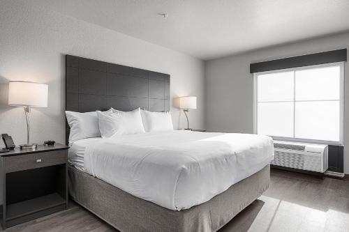 Riverstone Suites Chippewa Falls - photo 22