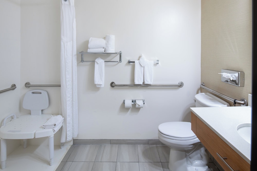 Holiday Inn Express Hotel & Suites Henderson by IHG - photo 14