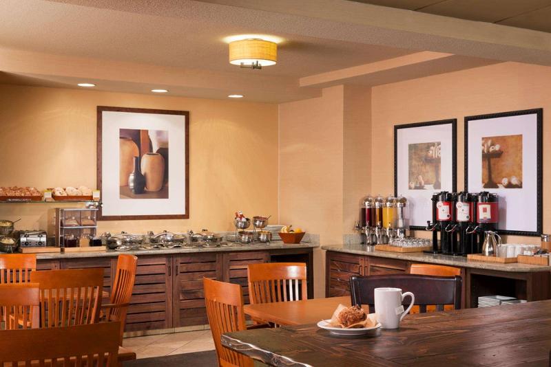 DoubleTree by Hilton Hotel Vancouver - photo 63