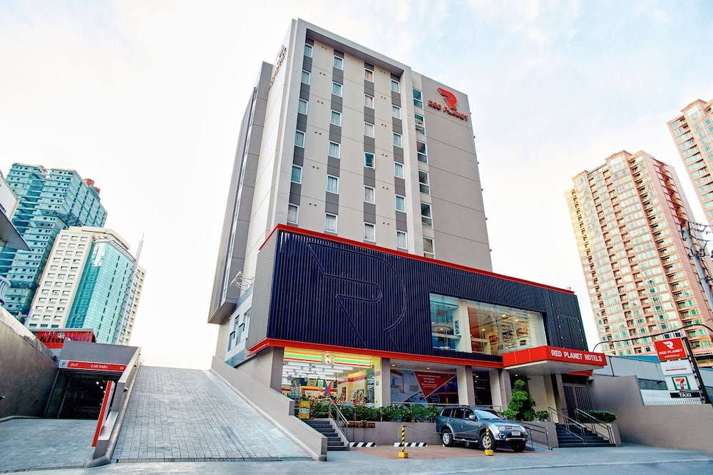 Red Planet Makati Amorsolo in Makati City, Philippines