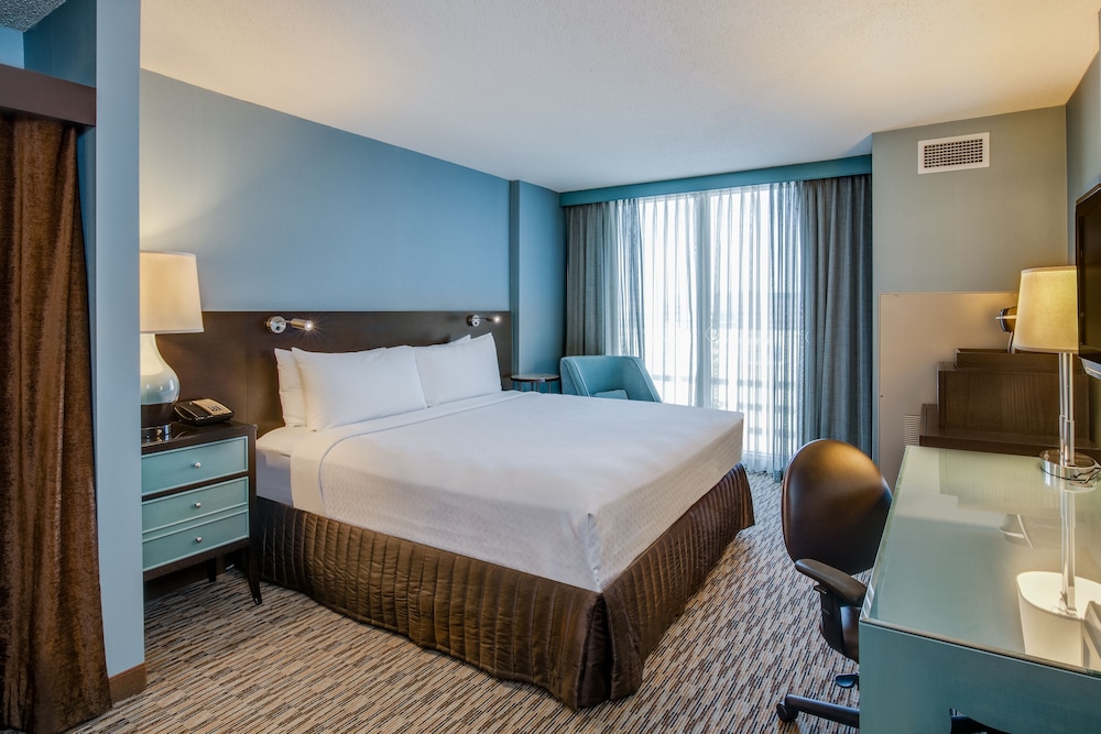 Crowne Plaza Chicago Ohare Hotel & Conf Ctr by IHG - photo 11