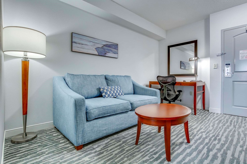 Hilton Garden Inn Louisville Northeast - photo 34