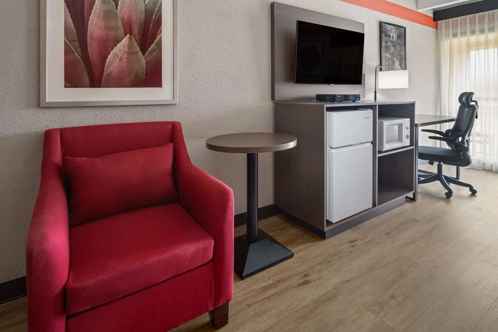 Ramada by Wyndham Parsippany - photo 21