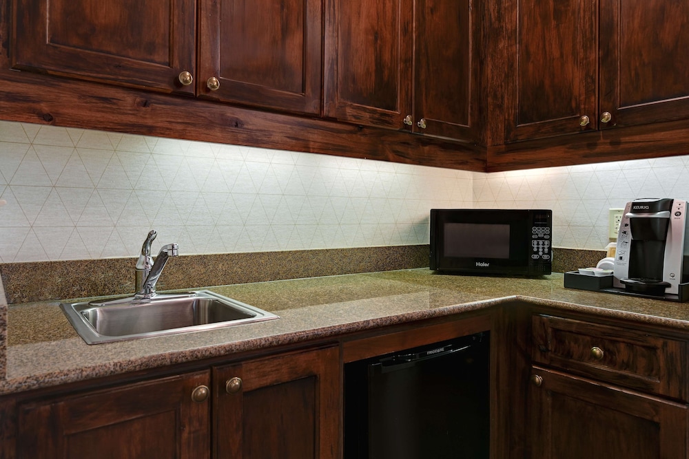 Hilton Garden Inn Boise Eagle - photo 49