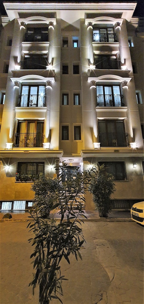 TaksimFlat — 4-Star Luxury Hotel in Istanbul, Turkey