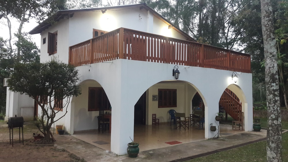 Hotel Rural Jerutì in Coronel Oviedo, Paraguay