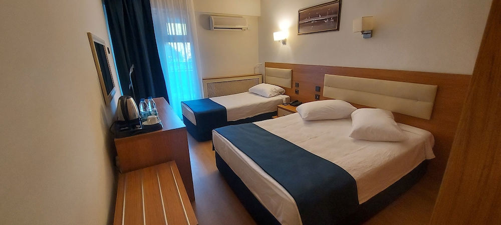 Blue Port Hotel — Burhaniye — photo 4
