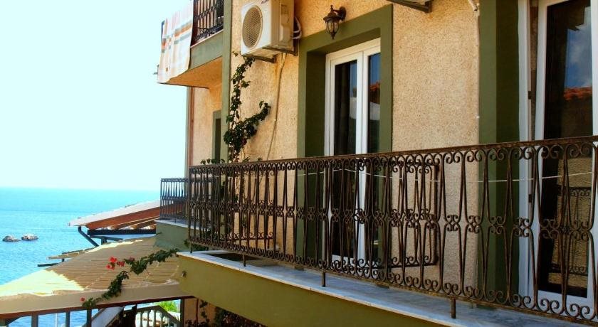 Avra - carbon neutral hotel in Parga