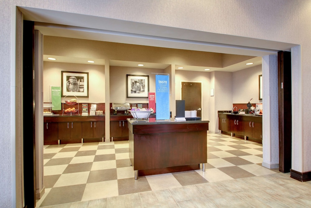 Hampton Inn Birmingham Leeds - photo 51